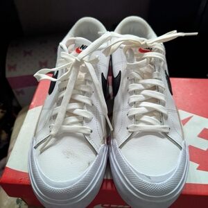 Nike Kids White and Tan Sneakers